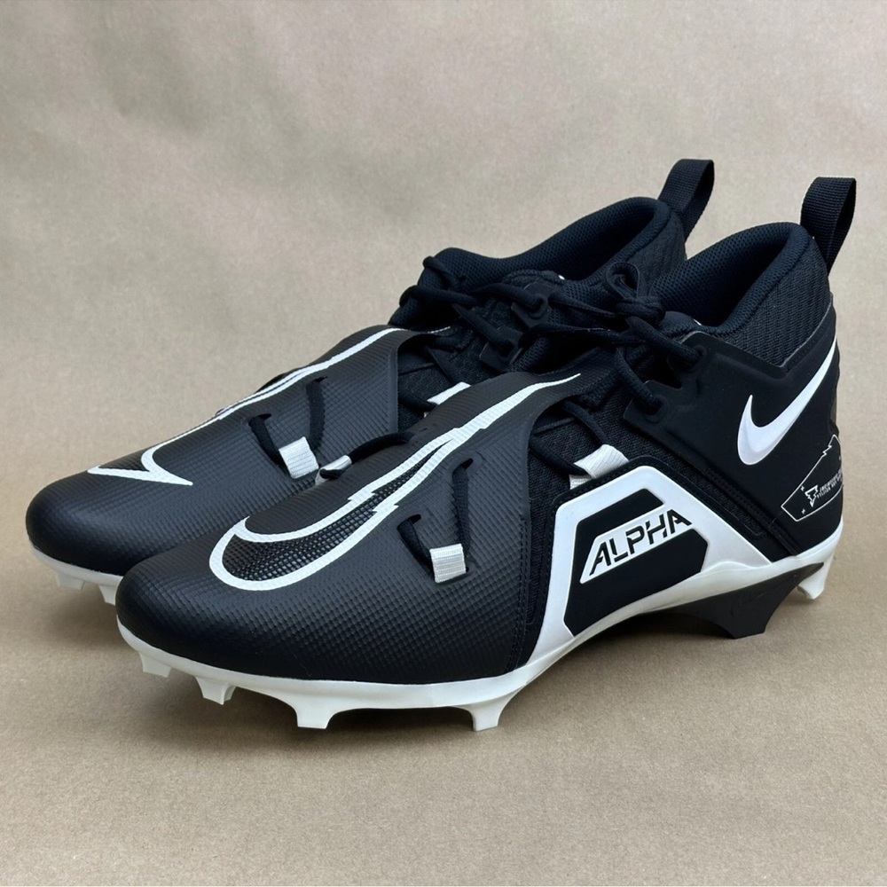 Nike Alpha Menace Pro 3 black and white football cleats, NWT CT6649-001